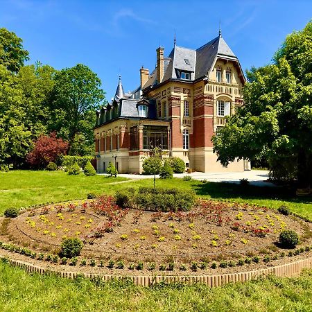 Chateau De Moliens Экстерьер фото