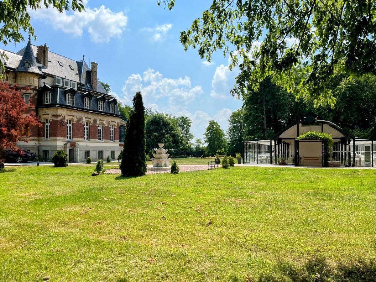 Chateau De Moliens Экстерьер фото